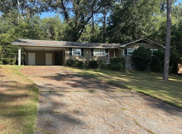 45 Oak Crest Dr, LAUREL, MS 39440