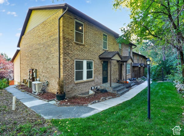 1662 E 1450 S, Ogden, UT 84404