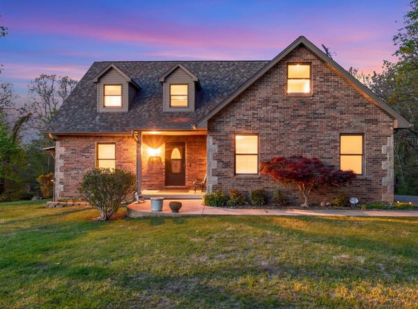188 CR 537, Mountain Home, AR 72653