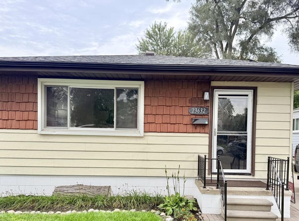 23632 Willard Avenue, Warren, MI 48089