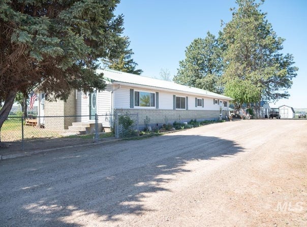 733 Pringle Rd., Weiser, ID 83672