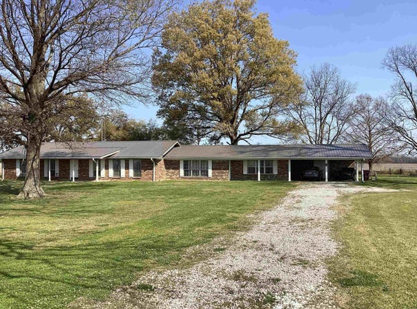 409 Grand Lake Loop, Eudora, AR 71640