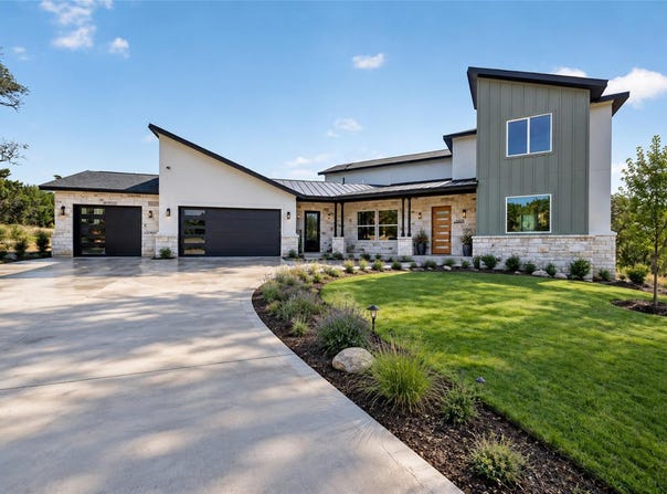 18213 Gregg Bluff Rd, Jonestown, TX 78645