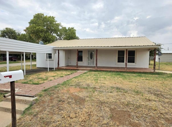 104 E 13th, Colorado City, TX 79512