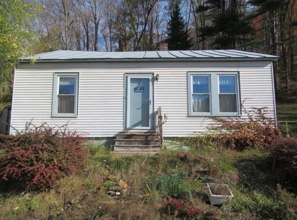 46 Ledgeside Terrace, Hartford, VT 05001