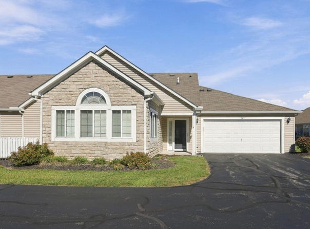 963 Governors Circle, Lancaster, OH 43130
