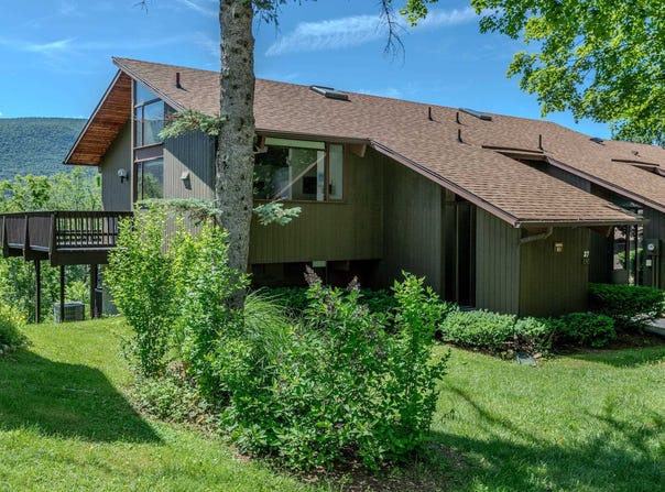 43 Murray Hill Heights Road, Manchester, VT 05255