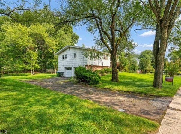 454 Plainfield Rd, Edison Twp., NJ 08820-2628