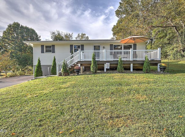 162 Cherry Hill Lane, Bristol, VA 24201