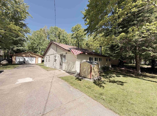 4803 Highland, Harrison, MI 48625