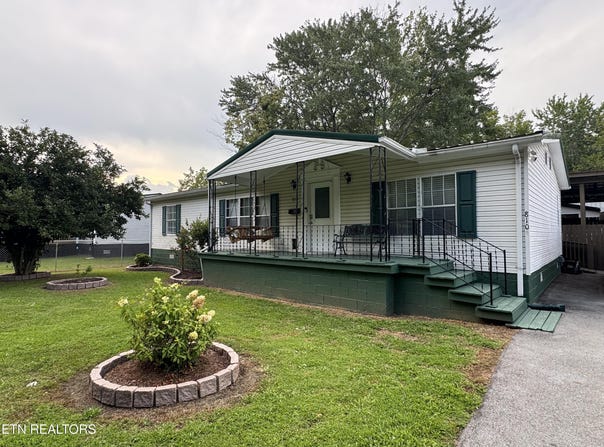 810 W Rochester Ave, Middlesboro, KY 40965