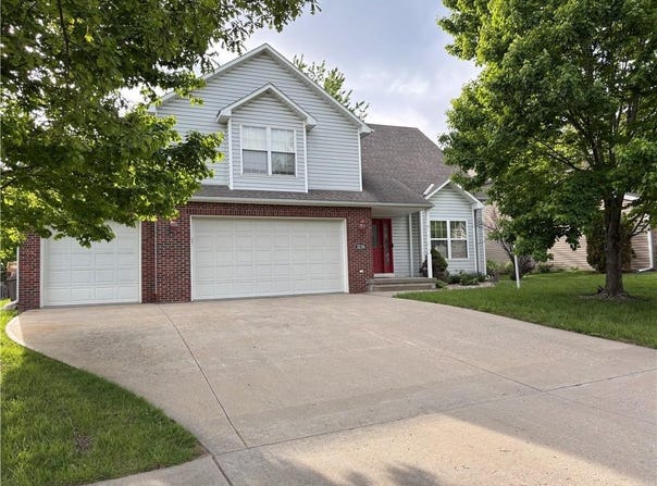 3216 Morton Lane, St Joseph, MO 64506