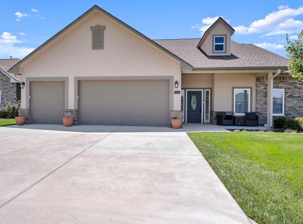 916 Veranda Cr, McPherson, KS 67460