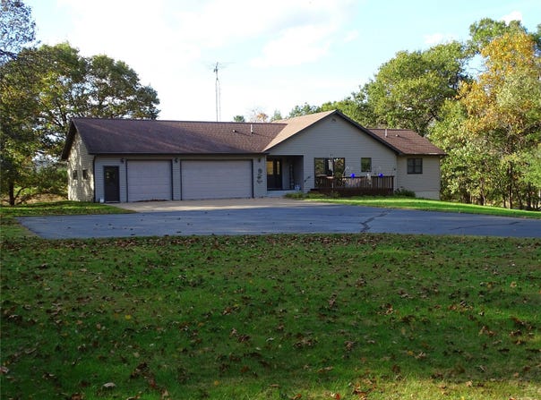 W2089 Spring Creek Road, Durand, WI 54736