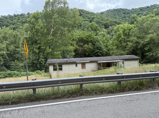 15872 Kentucky 38, Evarts, KY 40828