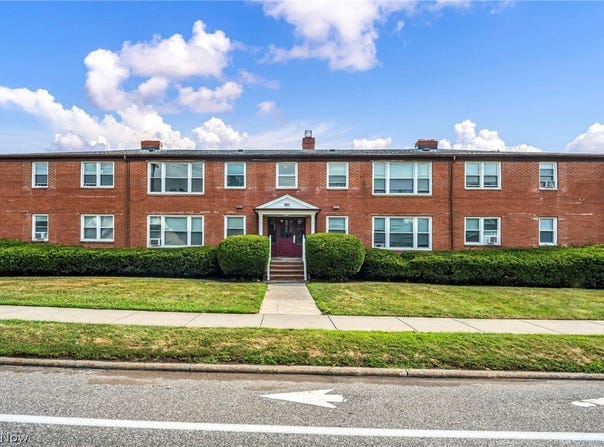 885 S Green Road, South Euclid, OH 44121