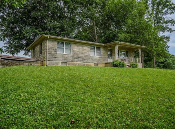 152 Winn School Road, Glasgow, KY 42141