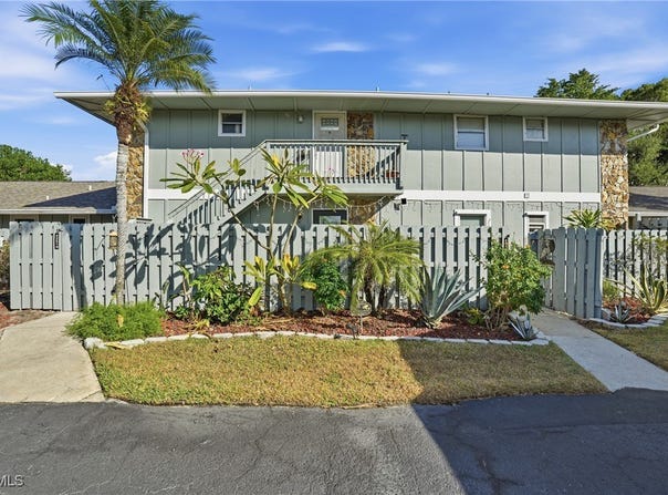 4251 Island Circle, Fort Myers, FL 33919