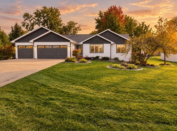 W6653 EMERALD Lane, GREENVILLE, WI 54942