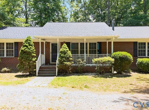 437 Doggett Lane, Lancaster, VA 22503