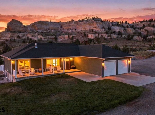210038 PINECONE DR, Gering, NE 69361