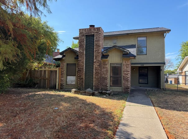 1110 Sandalwood Lane, DeSoto, TX 75115