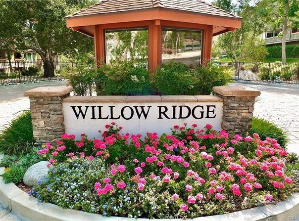 2516 E Willow, Signal Hill, CA 90755