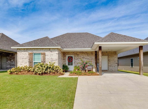 206 YELLOW PINE DRIVE, Calhoun, LA 71225