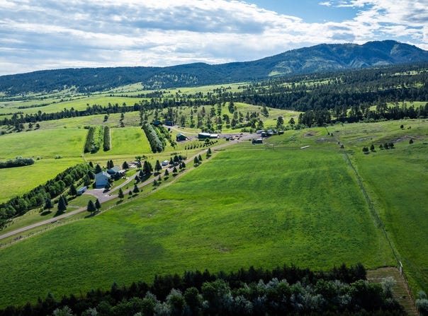 20072 Bear Ridge Rd, Spearfish, SD 57783