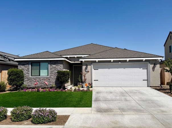 338 Tracy Street, Visalia, CA 93292