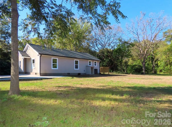 433 Clinton Avenue, Lancaster, SC 29720