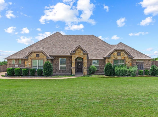 6621 Singleton Road, Midlothian, TX 76065