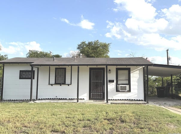 122 Waugh, San Antonio, TX 78223