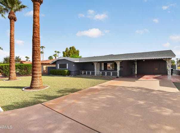 629 S EDGEWATER Drive, Mesa, AZ 85208