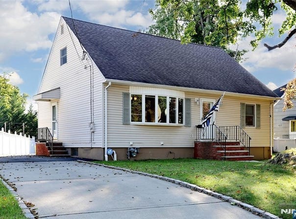 741 Pompton Avenue, Cedar Grove, NJ 07009