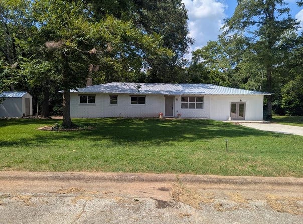 511 Pleasant Lane, Nacogdoches, TX 75964