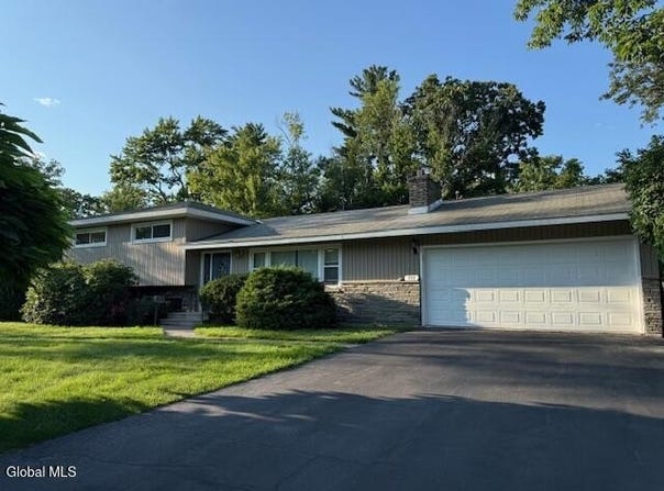 112 Glenhill Drive, Glenville, NY 12302