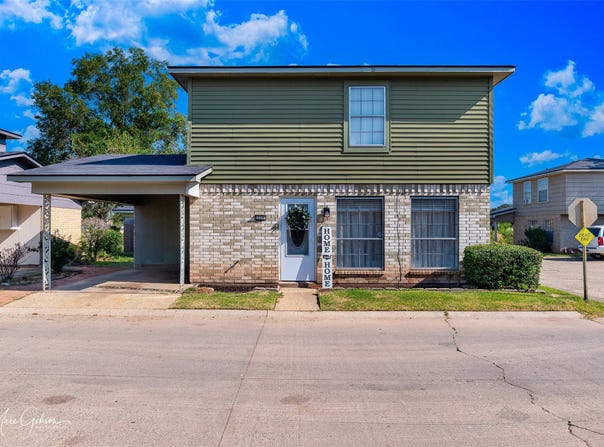 119 Carriage Square Drive, Bossier City, LA 71112