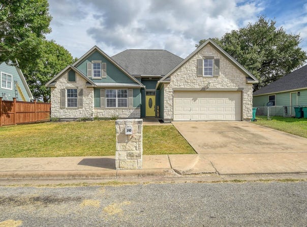340 Rose Mayer Loop, La Grange, TX 78945