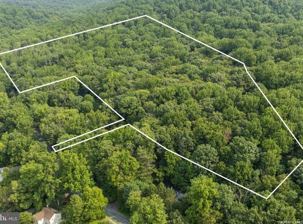 SEGLOCK Road, LITITZ, PA 17543