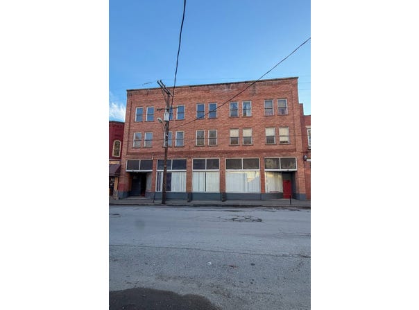 210 Main St, Sutton, WV 26601