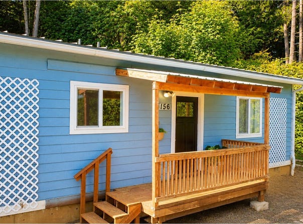 156 Pine Street, FallsCity, OR 97344