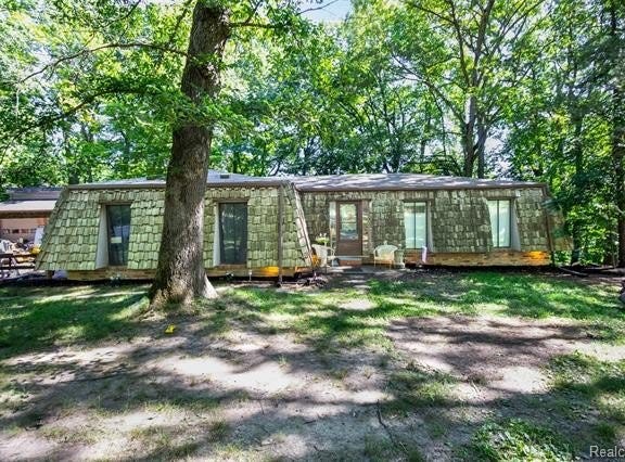 9405 SPICER Road, Green Oak Twp, MI 48116