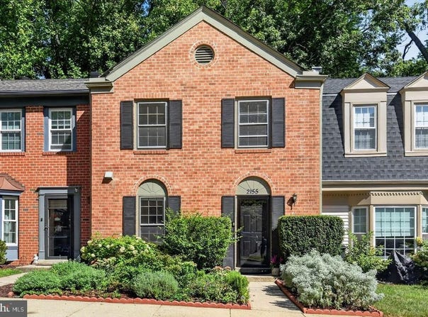 2155 POND VIEW Court, RESTON, VA 20191