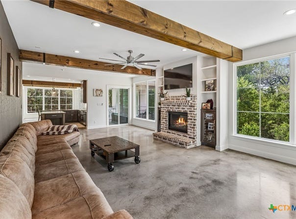 521 Rittimann Road, Spring Branch, TX 78070