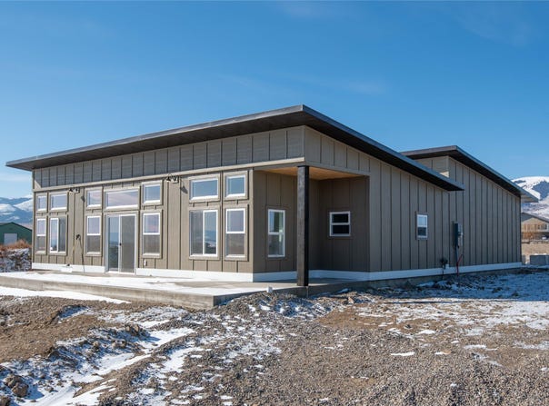 19 Berry Lane, Townsend, MT 59644