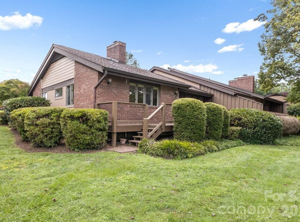 15 Moland Drive, Etowah, NC 28729