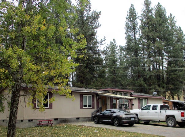 216 N Lalakes Avenue, Chiloquin, OR 97624
