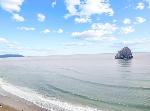 33000 Cape Kiwanda Drive, Pacific City, OR 97135