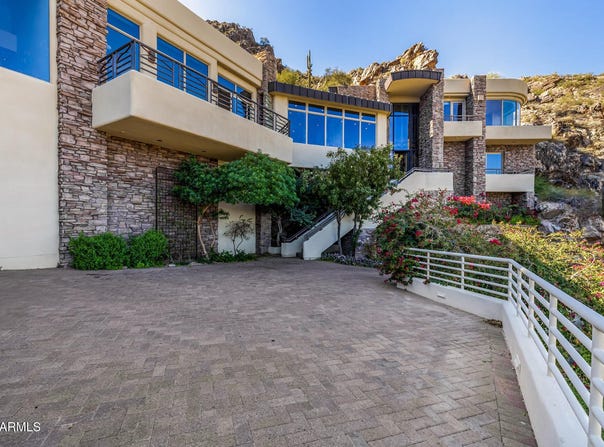 5676 E CHENEY Drive, Paradise Valley, AZ 85253